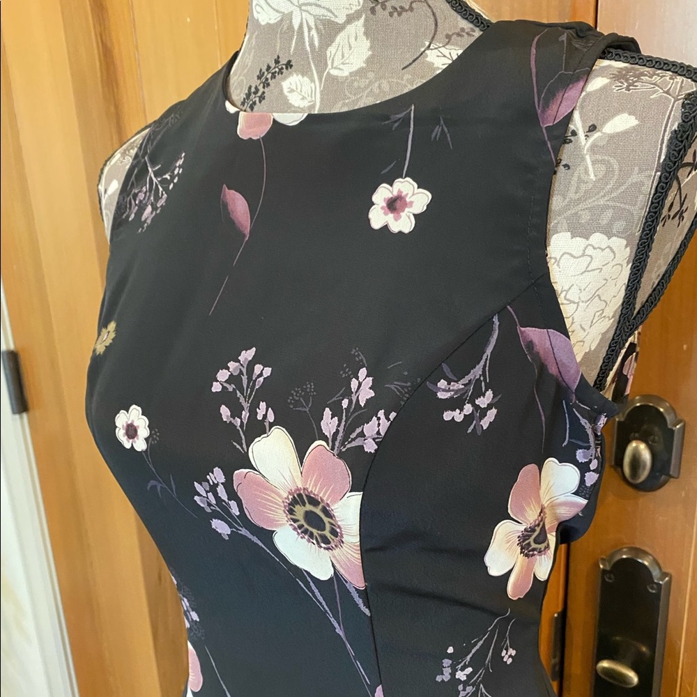 Floral black maxi/midi dress with slit - Picture 3 of 9